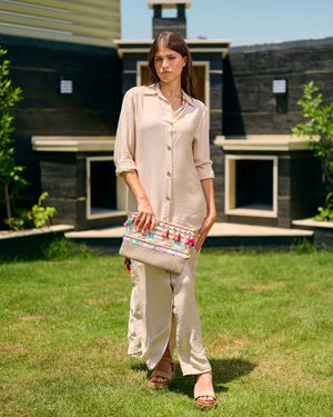 Color_Beige
