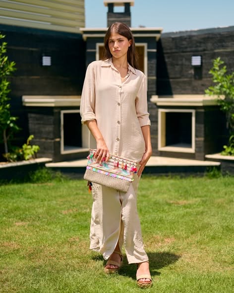 Color_Beige